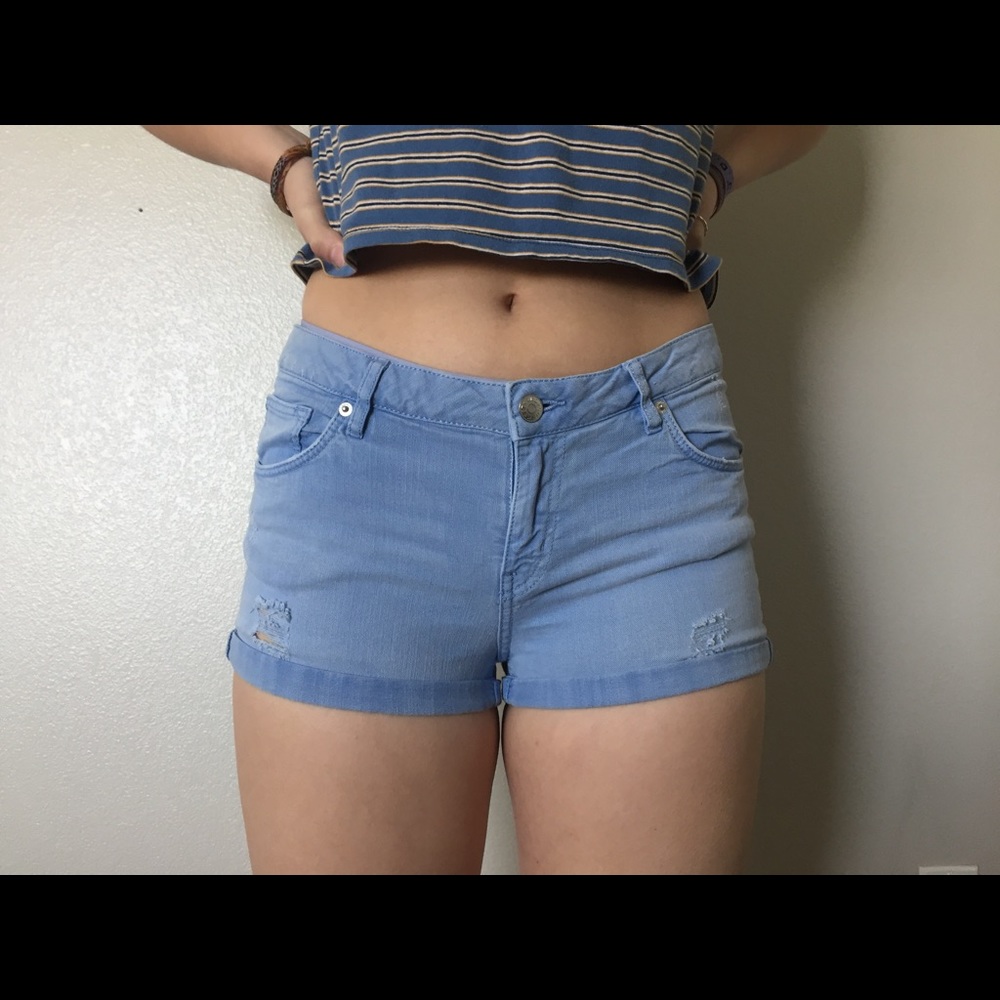 H&M denim shorts light washed ripped